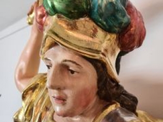 Figura Św. Michała po renowacji